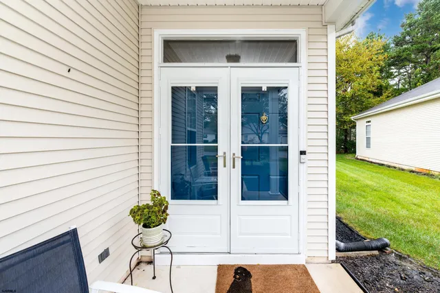 a view of front door and porch