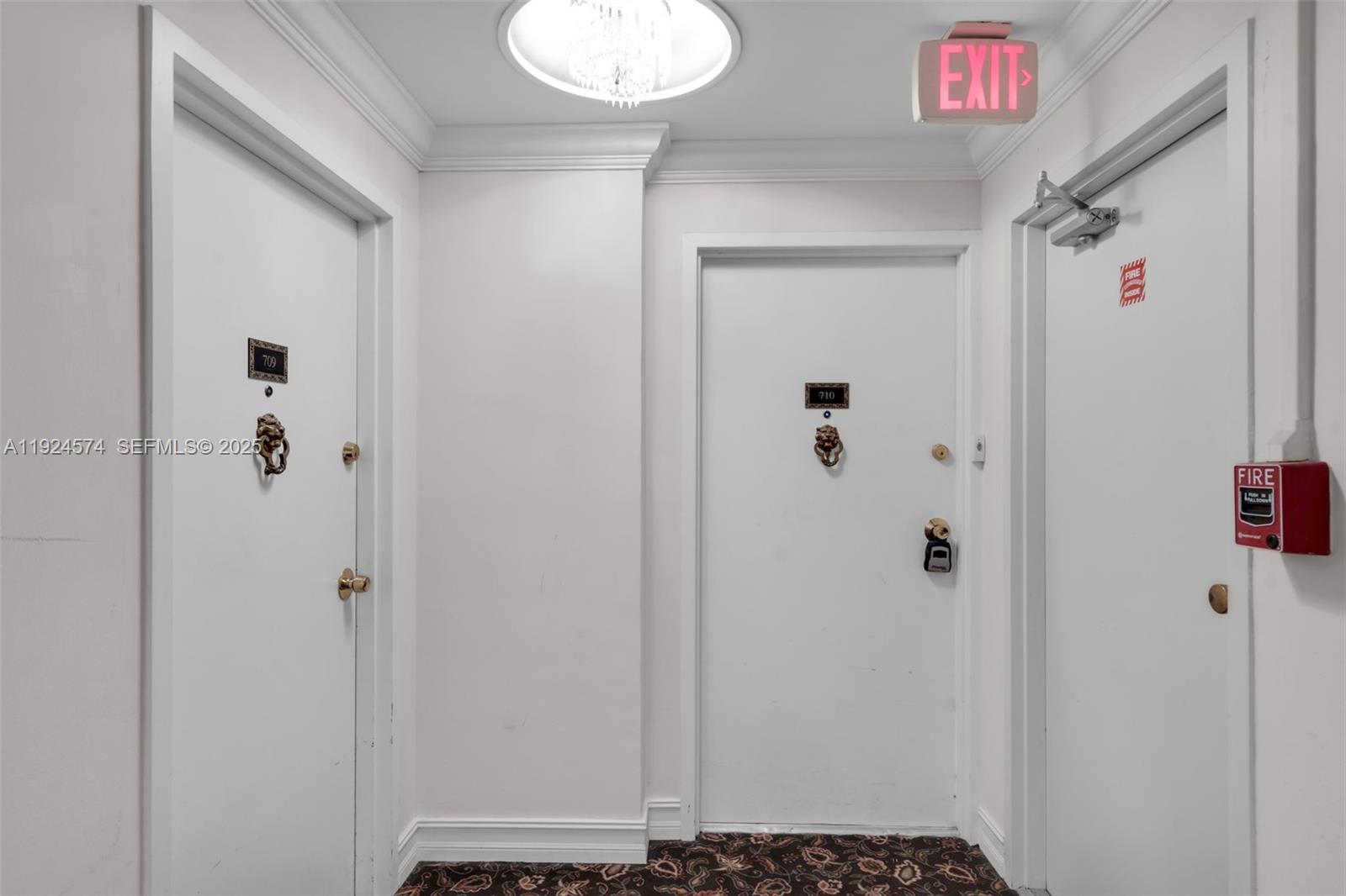 700 Biltmore Way, Unit 710 Coral Gables, FL 33134 - Photo 7 of 41 a bathroom with a shower