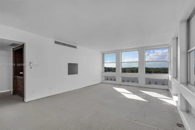 $649,000 | 700 Biltmore Way, Unit 710, Coral Gables, FL 33134