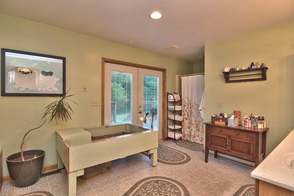 1263 Brislin Road Stroudsburg, PA 18360 - Photo 36 of 101 Photo 036