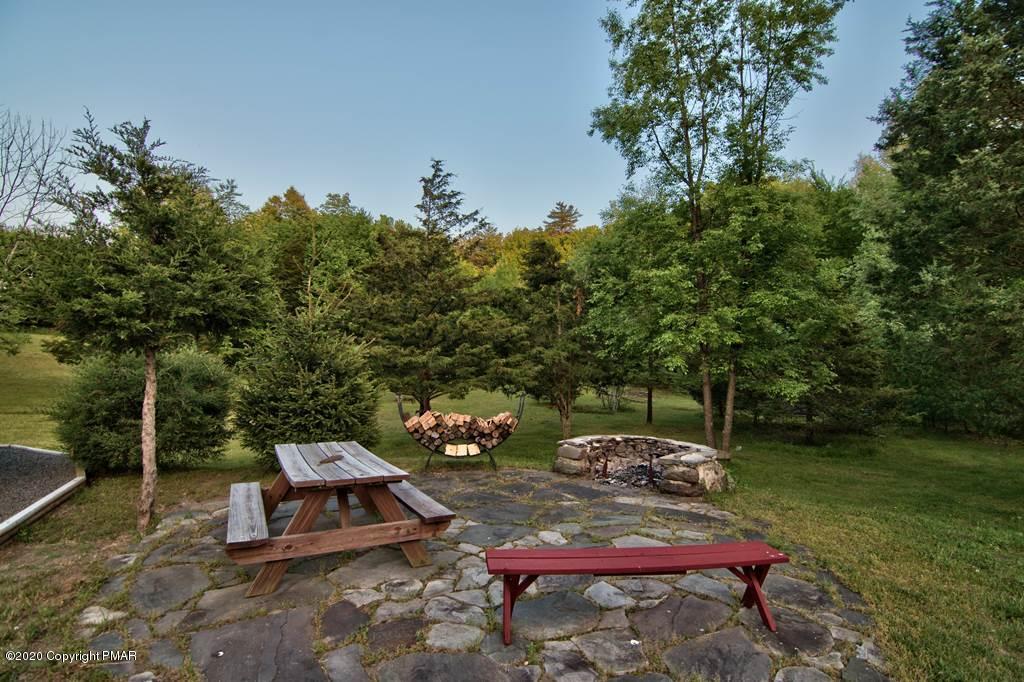 1263 Brislin Road Stroudsburg, PA 18360 - Photo 5 of 101 Photo 005