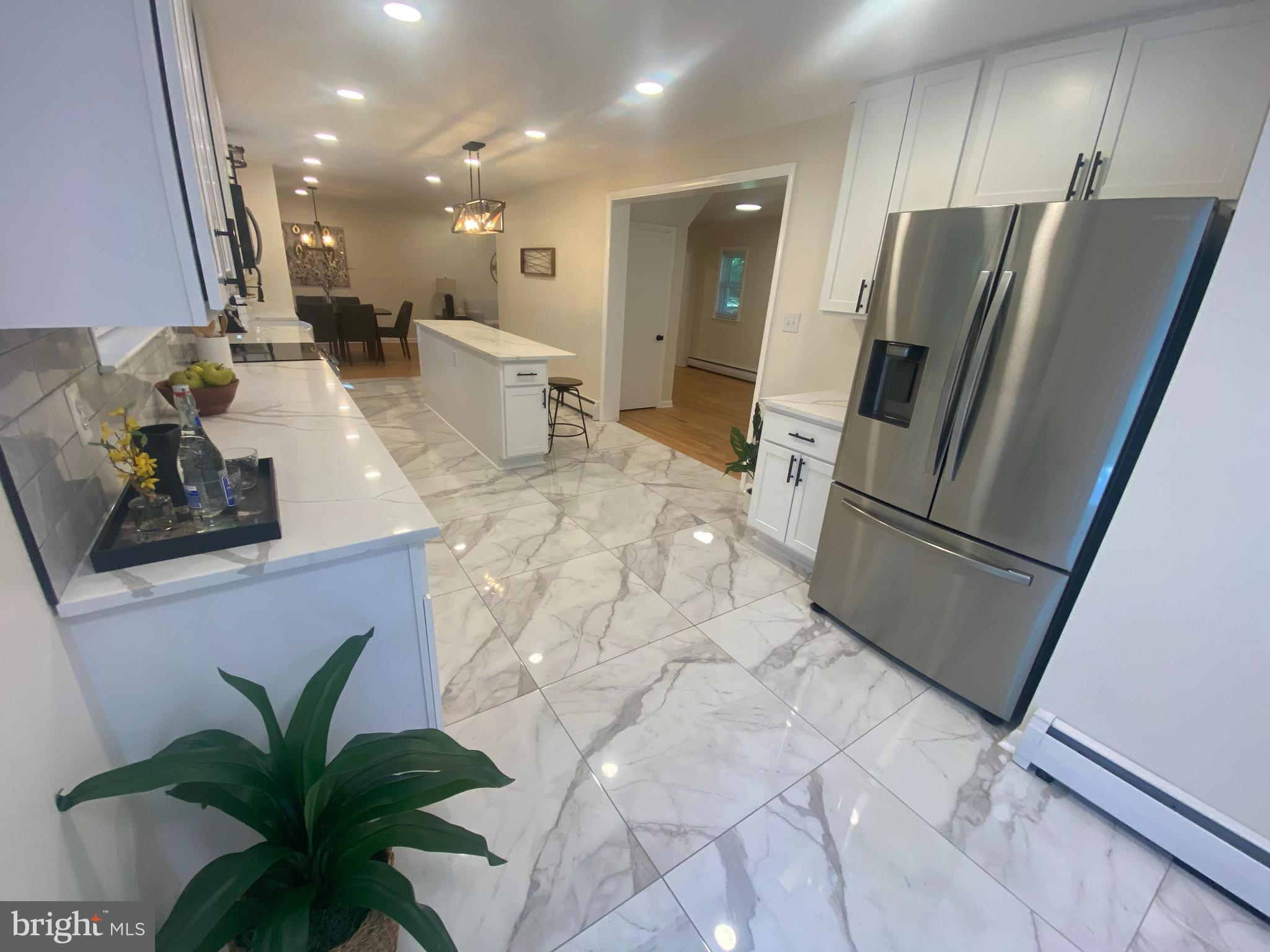 199 Vincent Road Paoli, PA 19301 - Photo 4 of 52 Gallery Image 4