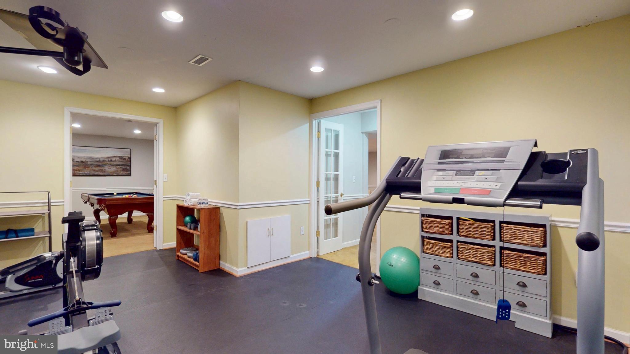 9728 Middleton Ridge Road Vienna, VA 22182 - Photo 68 of 81 Gallery Image 68