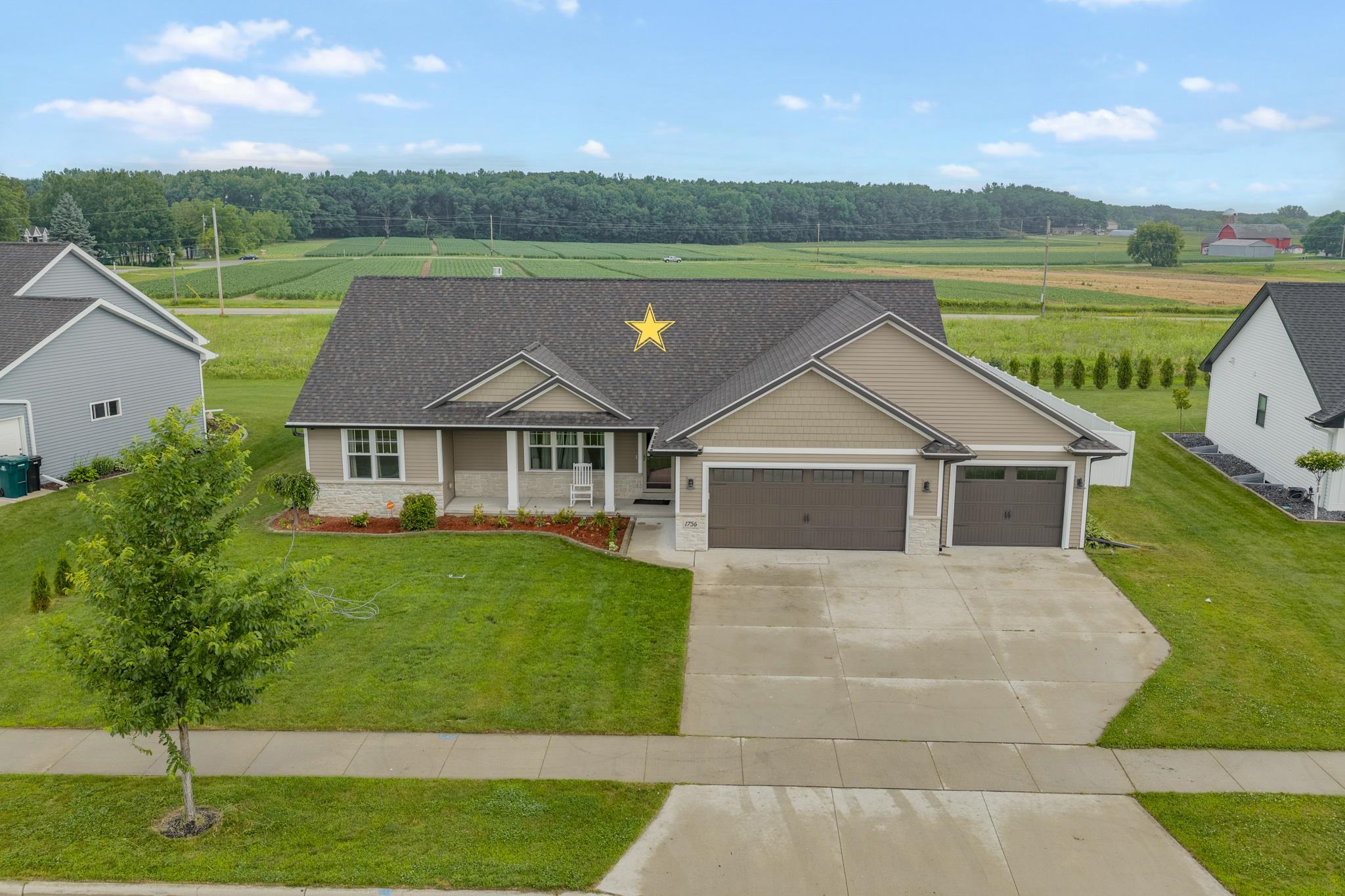 1756 Red Oak Street Green Bay, WI 54313 - Photo 47 of 51