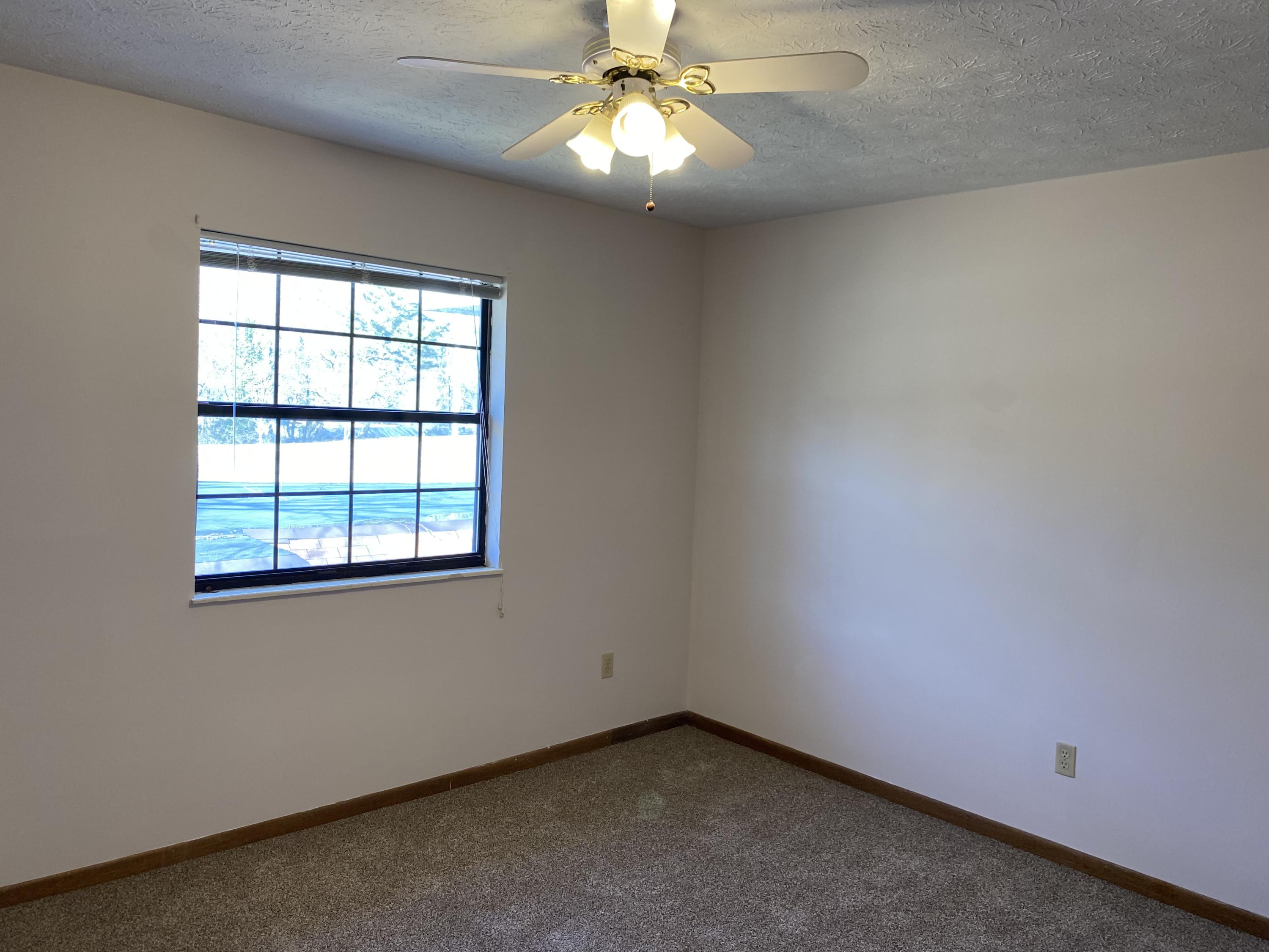 109 Golfcrest Lane Oak Ridge, TN 37830 - Photo 27 of 30 IMG_1036