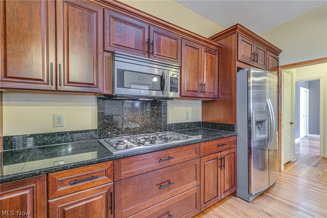 13320 Chillicothe Road Chesterland, OH 44026 - Photo 4 of 25 Gallery Image 4