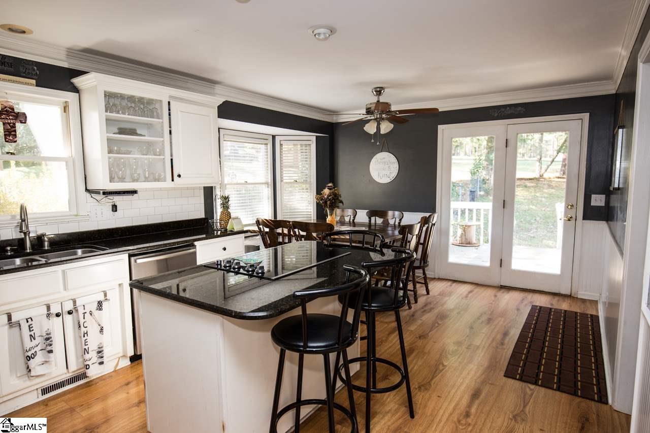 3715 State Park Road Greenville, SC 29609 - Photo 4 of 21
