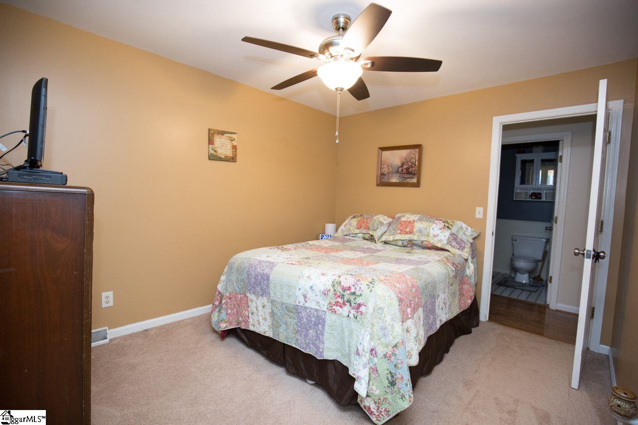 3715 State Park Road Greenville, SC 29609 - Photo 9 of 21