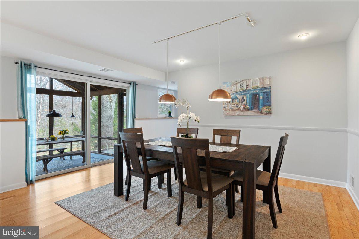 388 Terhune Road Princeton, NJ 08540 - Photo 16 of 33 Dining Room