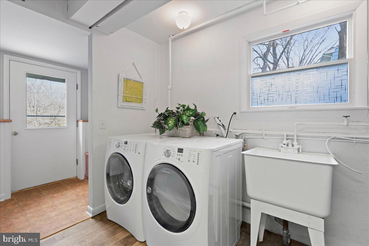 388 Terhune Road Princeton, NJ 08540 - Photo 26 of 33 Laundry on Lower Level
