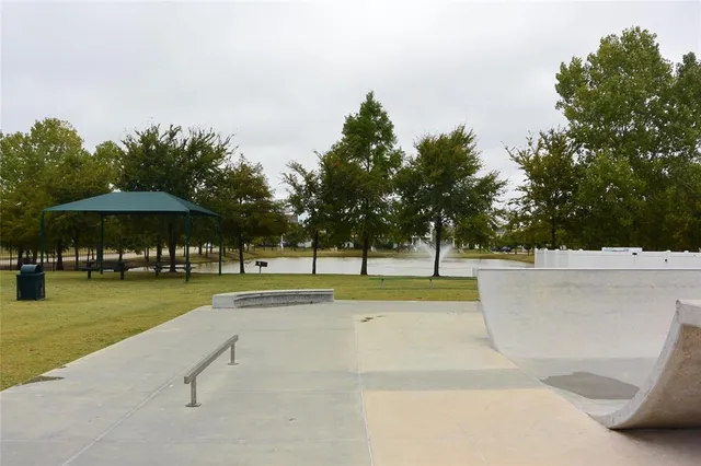 $2,095 | 10060 Cedar Lake Drive, Providence Village, TX 76227