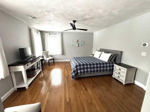 $824,900 | 2 Everett Drive, Pepperell, MA 01463