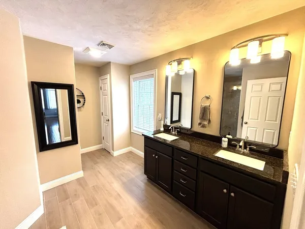 $824,900 | 2 Everett Drive, Pepperell, MA 01463