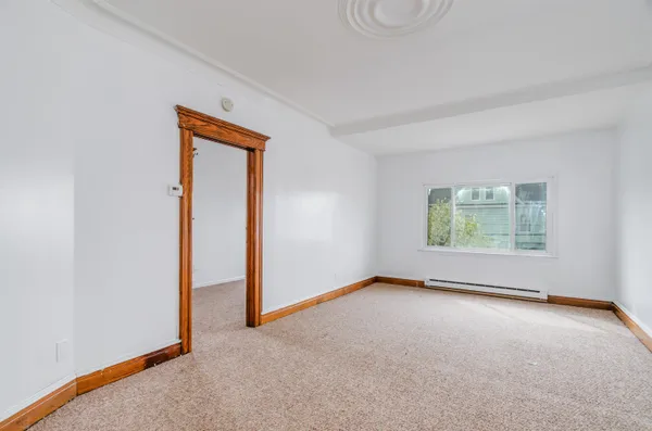 $2,500 | 142 Humphrey Avenue, Unit 2, Bayonne, NJ 07002