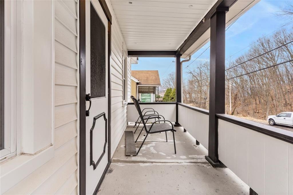 942 Harmony Road Ambridge, PA 15003 - Photo 2 of 17 Gallery Image 2