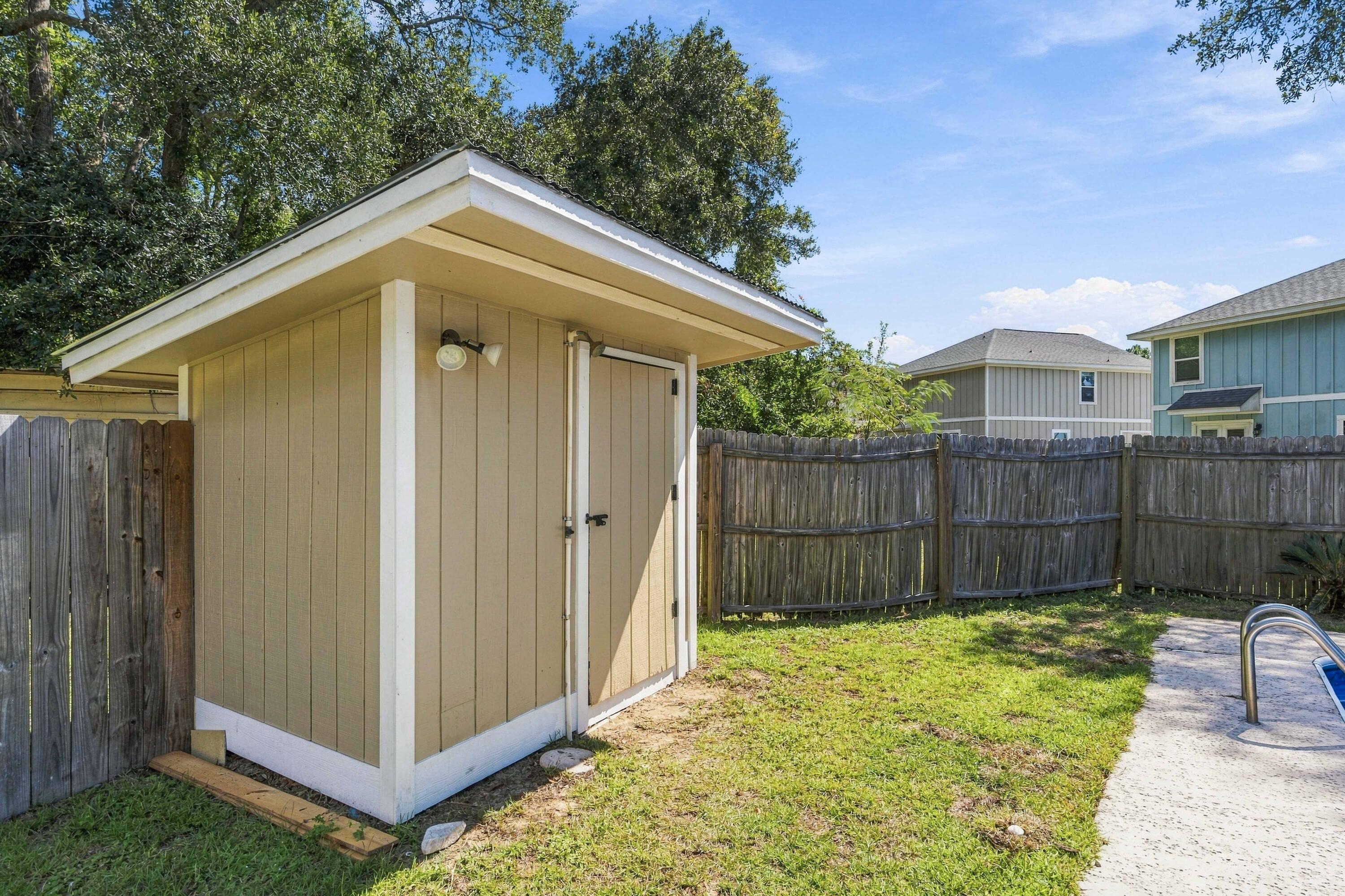 7555 Allie Grimes Road Navarre, FL 32566 - Photo 48 of 55 7555alliegrimesroad_44