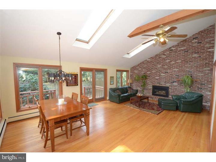 1998 Colt Road Media, PA 19063 - Photo 7 of 25 Great Room