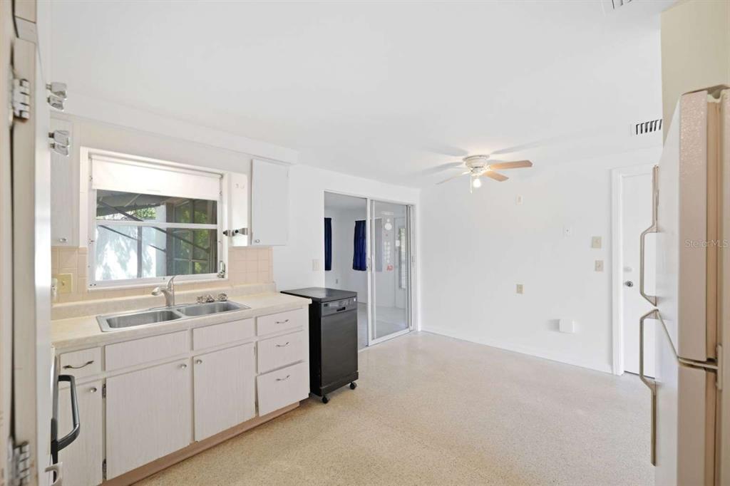 4428 Terry Loop New Port Richey, FL 34652 - Photo 8 of 20 Gallery Image 8