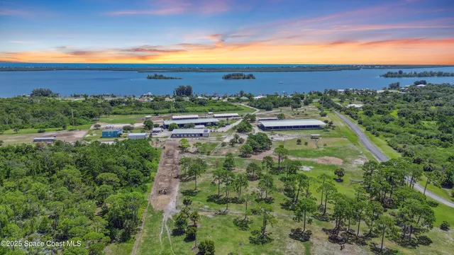 an aerial view of multiple house
