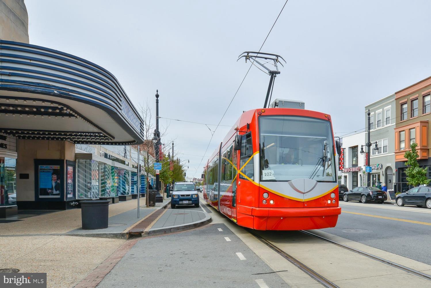 706 8th Street Northeast Washington, DC 20002 - Photo 41 of 47 .8mi to Union Station & Street Car 1 Block Away!