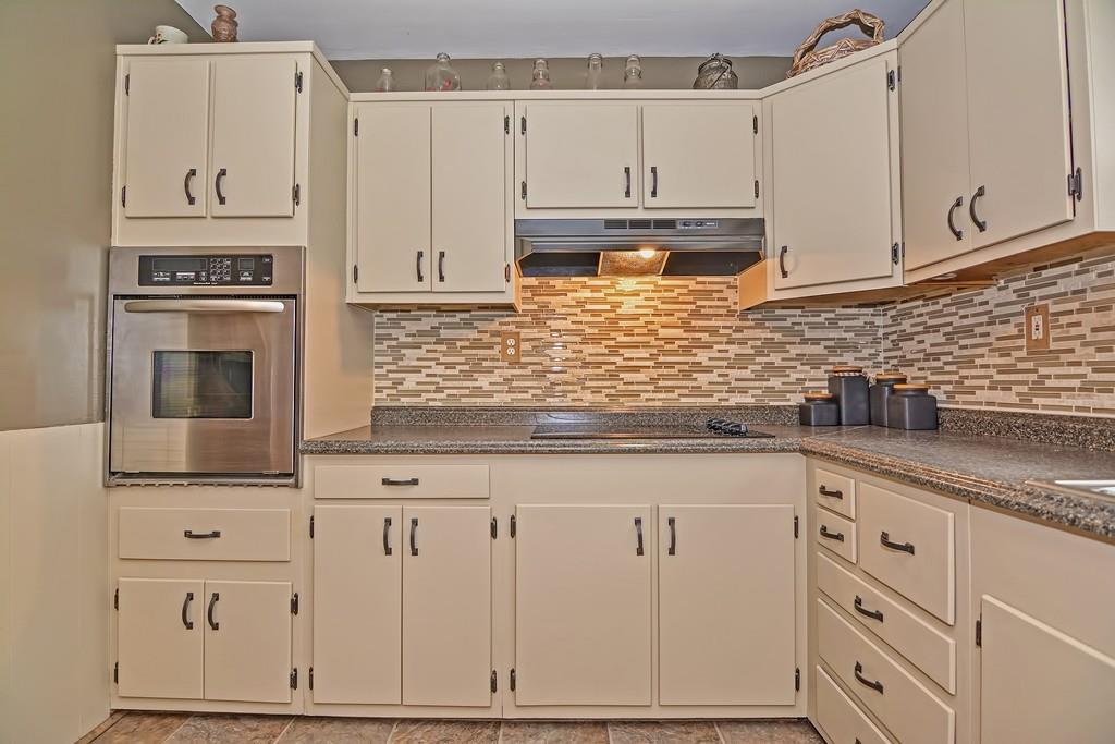 596 Millville Road Uxbridge, MA 01569 - Photo 10 of 35 Gallery Image 10