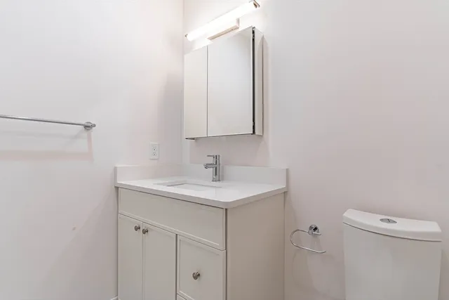 $3,895 | 157 Everett Street, Unit 303, Boston, MA 02134