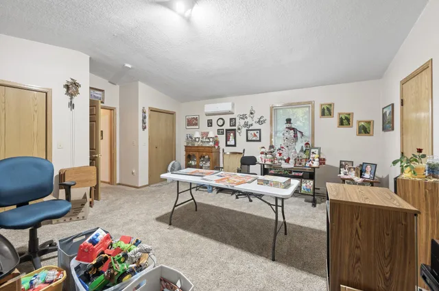 $685,000 | 2894 115th Avenue, Princeton, MN 55371