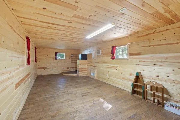 $685,000 | 2894 115th Avenue, Princeton, MN 55371