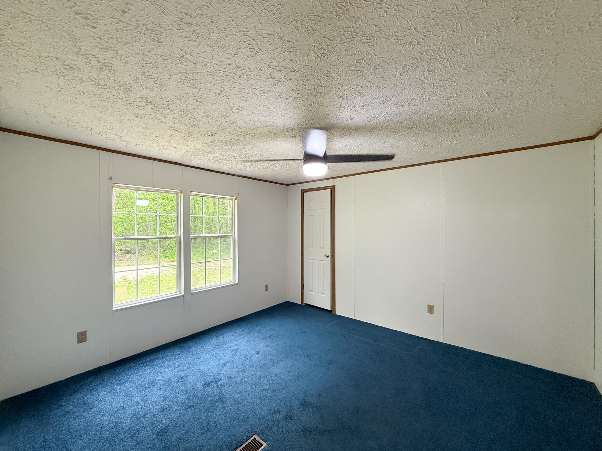 1071 Patton Farm Road Stuarts Draft, VA 24477 - Photo 13 of 14 Gallery Image 13