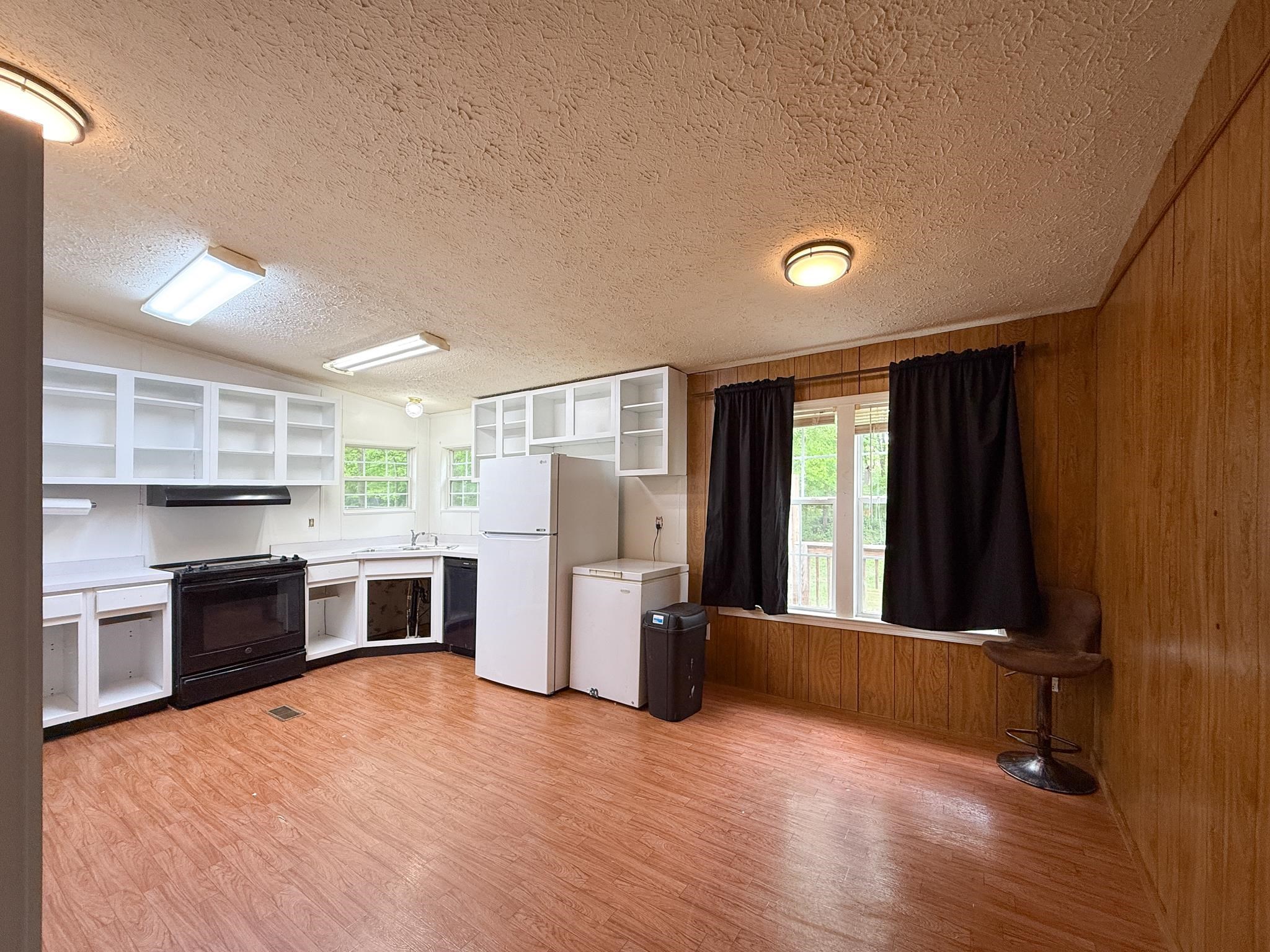 1071 Patton Farm Road Stuarts Draft, VA 24477 - Photo 9 of 14 Gallery Image 9