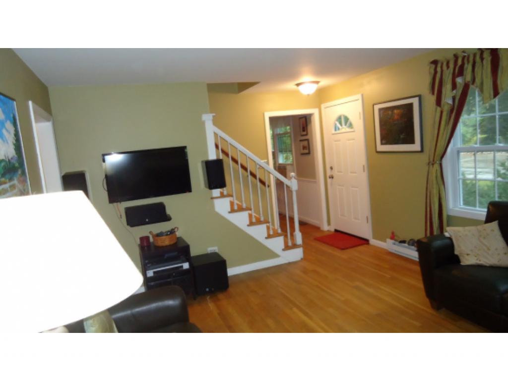 33 Caron Road Bedford, NH 03110 - Photo 4 of 25