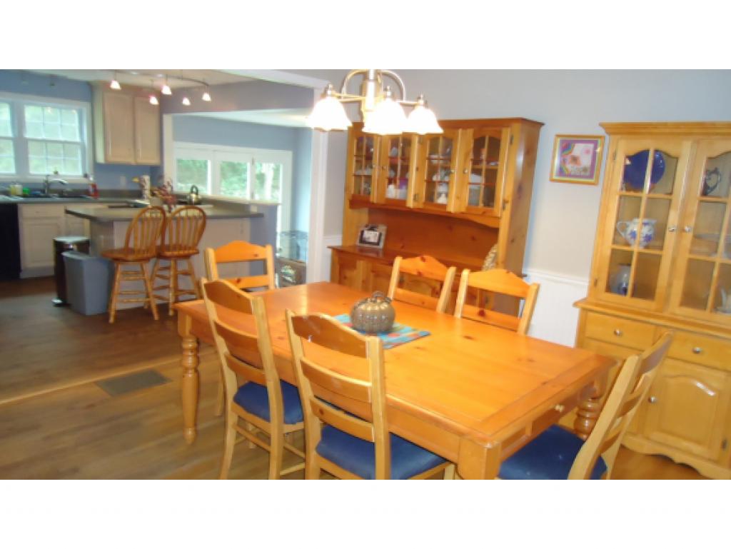 33 Caron Road Bedford, NH 03110 - Photo 9 of 25