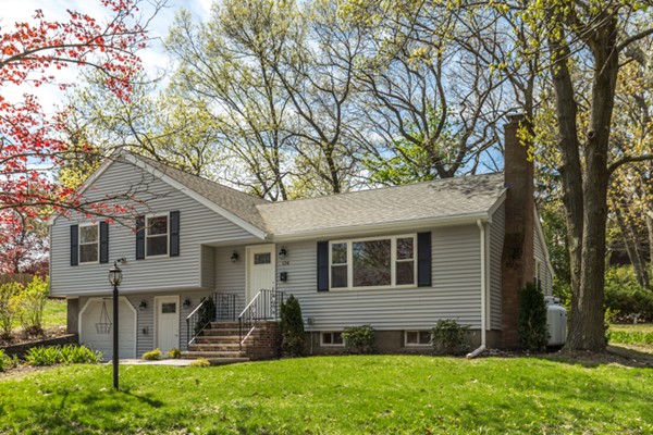 134 Boston Rock Road Melrose, MA 02176 - Photo 1 of 30 Gallery Image 1