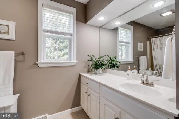 $475,000 | 3888 Sterling Way, Columbia, PA 17512
