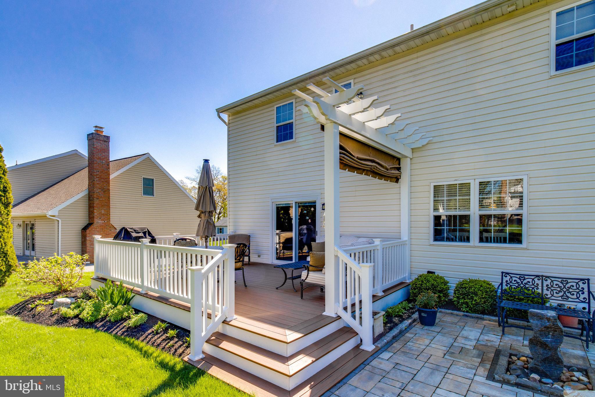 3888 Sterling Way Columbia, PA 17512 - Photo 32 of 44 New Deck with awning