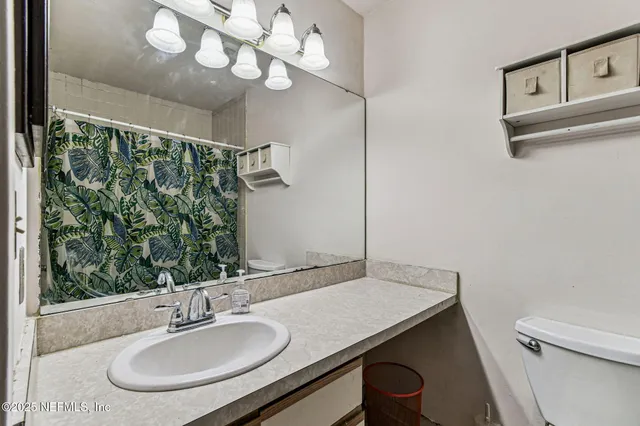 $89,900 | 1604 Arcadia Drive, Unit 110, Jacksonville, FL 32207