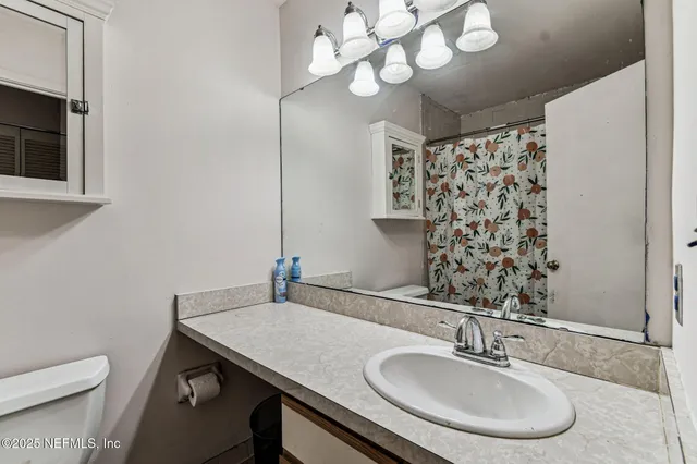 $89,900 | 1604 Arcadia Drive, Unit 110, Jacksonville, FL 32207