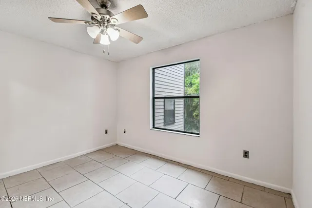 $89,900 | 1604 Arcadia Drive, Unit 110, Jacksonville, FL 32207