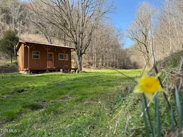 $649,900 | 1499 Keesel Hollow Road, Bybee, TN 37713