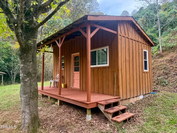 $649,900 | 1499 Keesel Hollow Road, Bybee, TN 37713