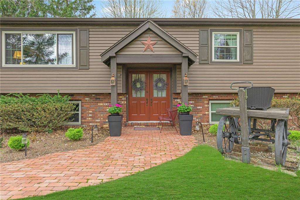 170 Park (chippewa Park) Road Beaver Falls, PA 15010 - Photo 3 of 45
