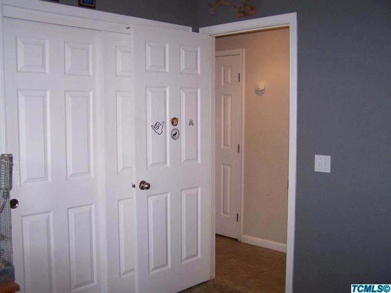 35604 Ennis Road Squaw Valley, CA 93675 - Photo 22 of 33 South bedroom