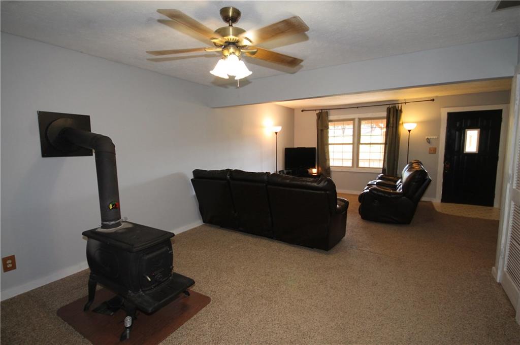 7880 South Sprague Road Columbus, IN 47201 - Photo 2 of 24