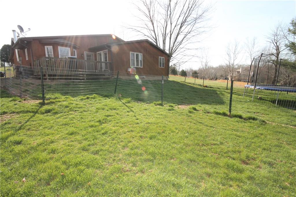 7880 South Sprague Road Columbus, IN 47201 - Photo 12 of 24