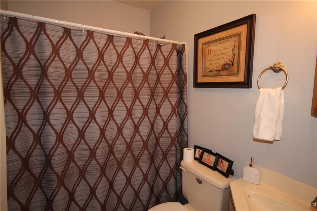7880 South Sprague Road Columbus, IN 47201 - Photo 10 of 24