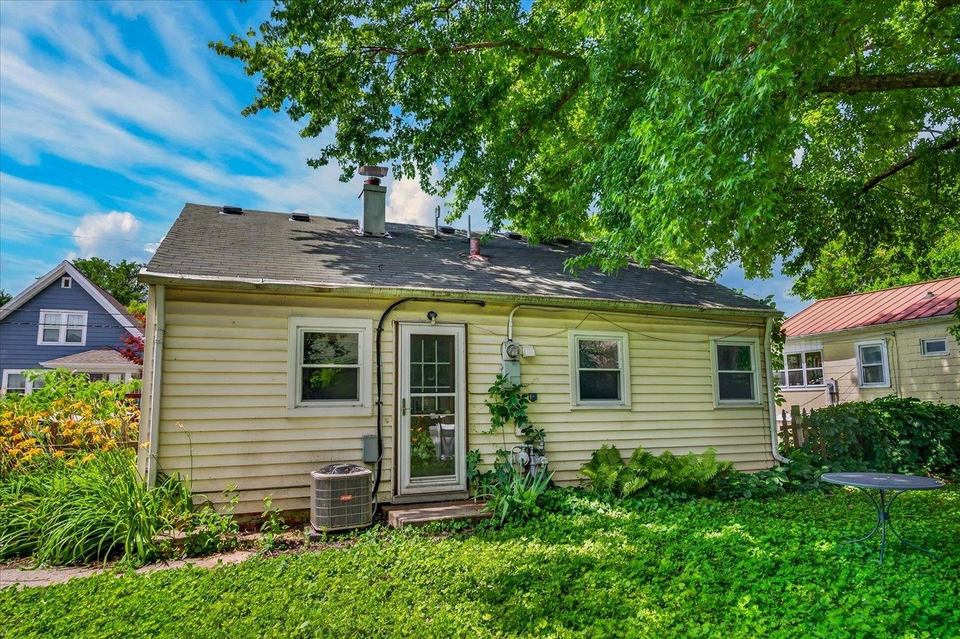 145 Rodney Court Madison, WI 53715 - Photo 31 of 33