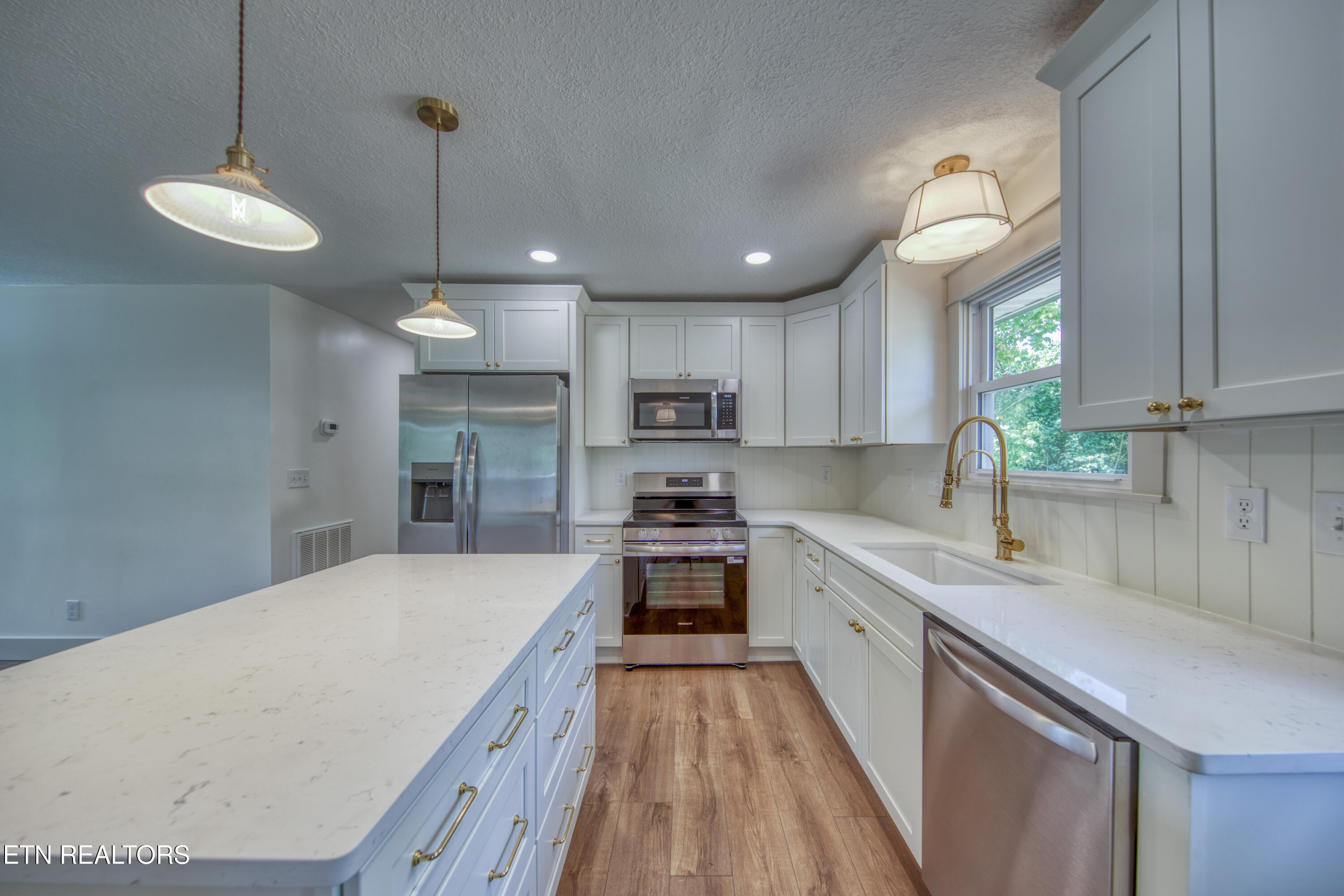 2707 Harris Road Knoxville, TN 37924 - Photo 12 of 38 0H3A9714_16