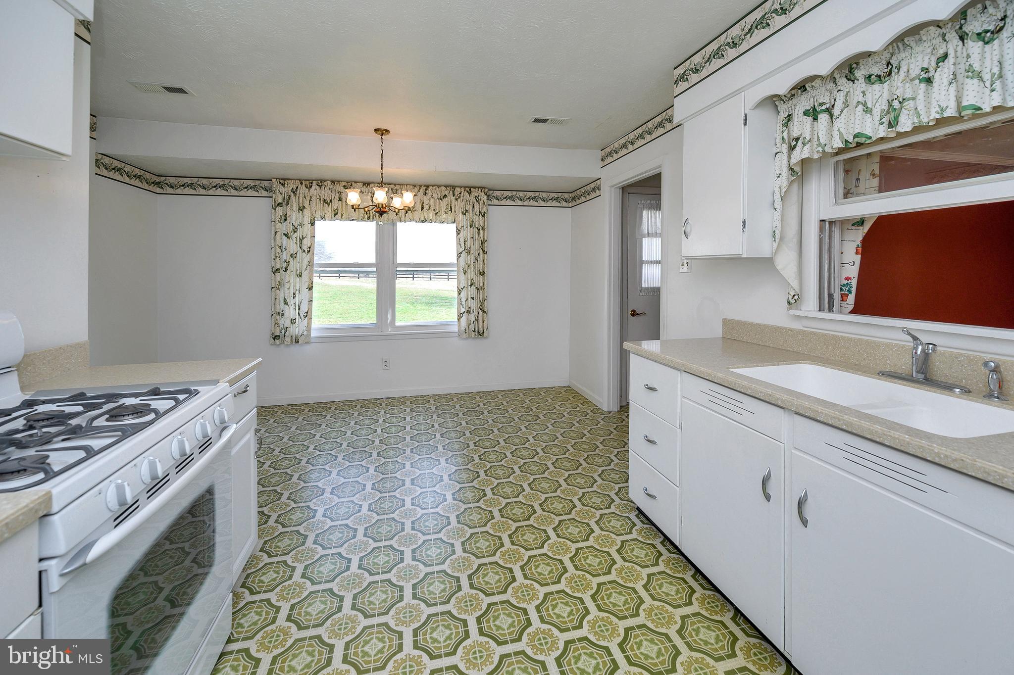 14499 Inlet Road Culpeper, VA 22701 - Photo 13 of 24 Kitchen