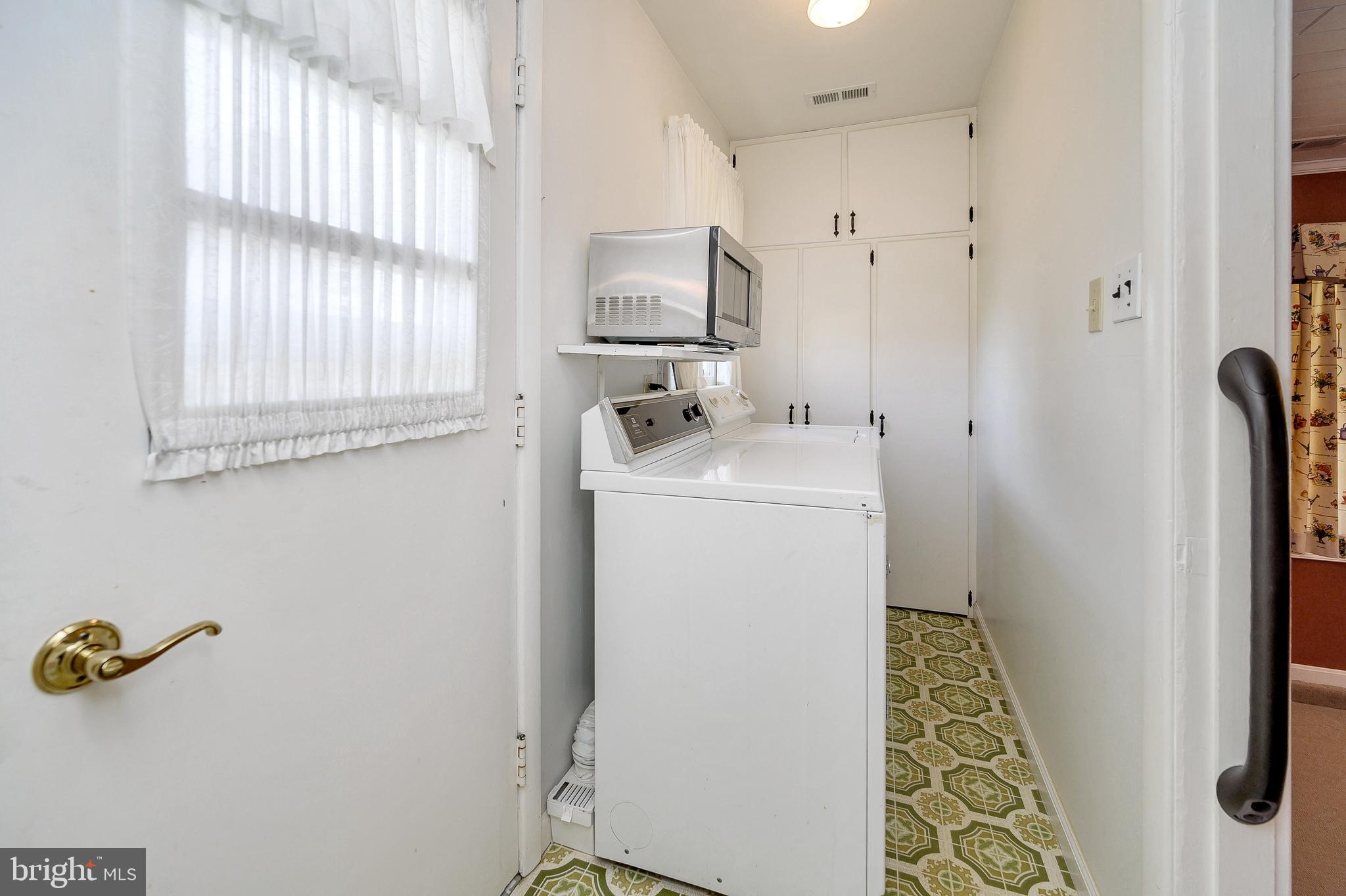 14499 Inlet Road Culpeper, VA 22701 - Photo 19 of 24 Laundry center