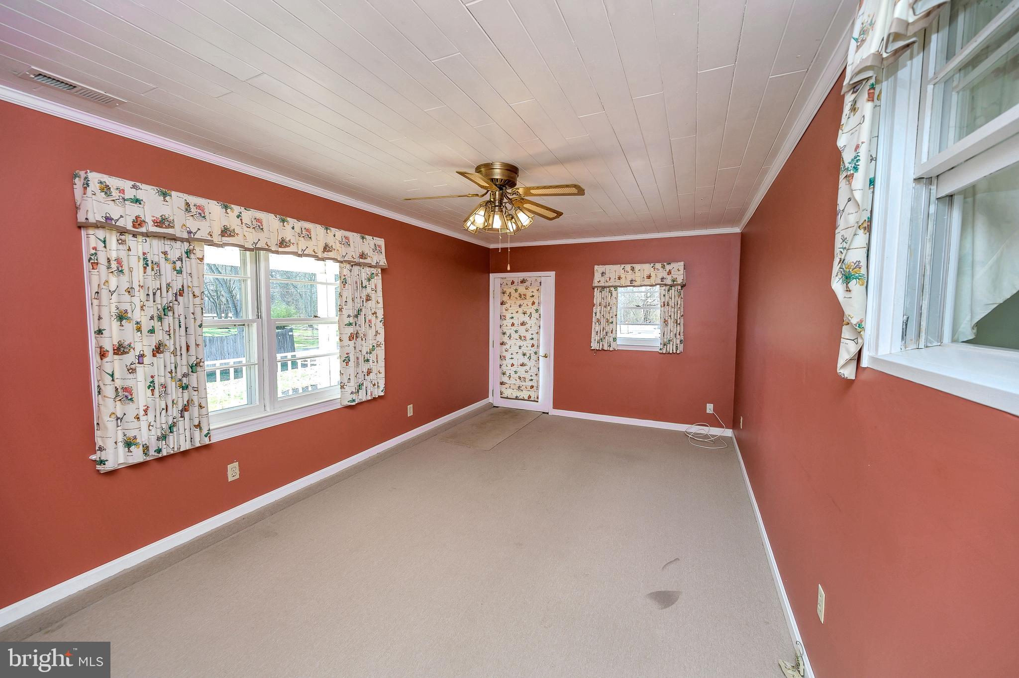 14499 Inlet Road Culpeper, VA 22701 - Photo 10 of 24 Craft room/Rec room